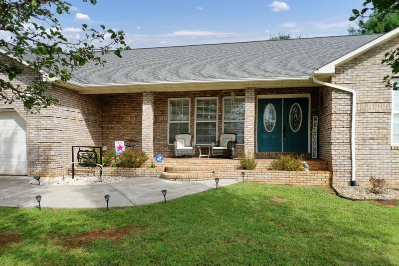 5437 J Riley West Dr, Greenback, TN 37742