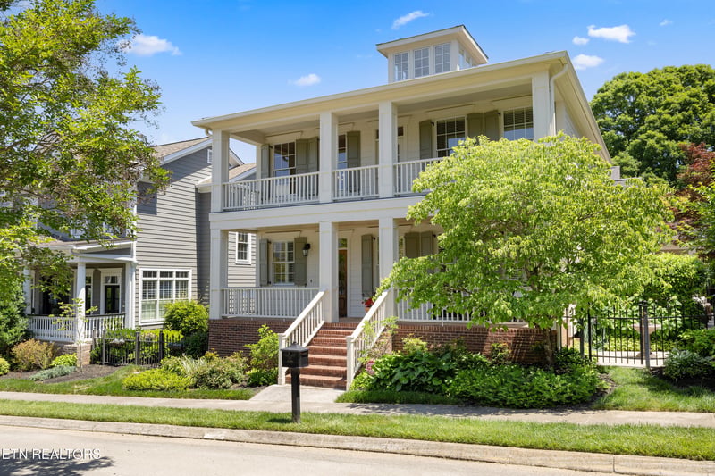 544 Colonial Ridge Ln, Knoxville, TN 37934