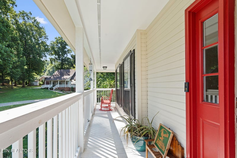 544 Holt St, Athens, TN 37303