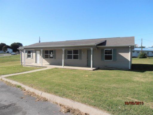 544 Isbill Rd, Madisonville, TN 37354