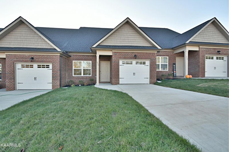 544 Jacksonian Way, Lenoir City, TN 37772