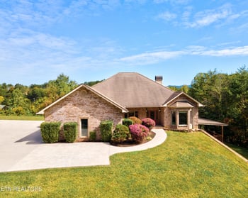 544 Kings Hills Blvd, Pigeon Forge, TN 37863