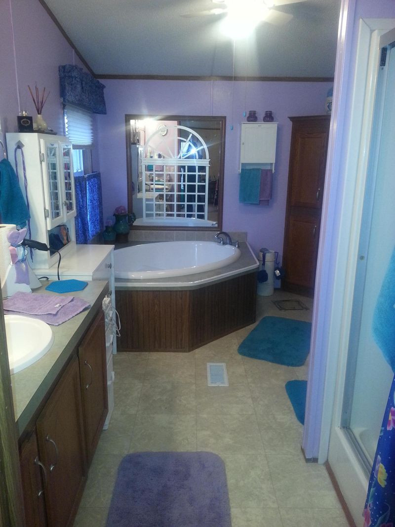 544 Sinking Springs Rd, Clinton, TN 37716