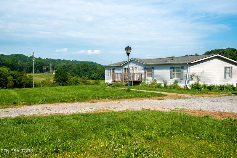 5441 Indian Ridge Rd, Rutledge, TN 37861