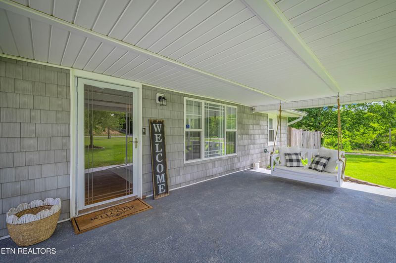 546 Pine Ridge Rd, Clinton, TN 37716