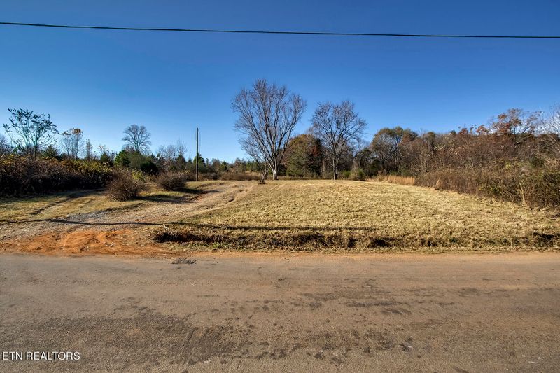 548 County Road 804, Etowah, TN 37331