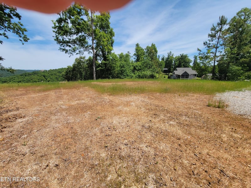 548 Hickory Pointe Ln, Maynardville, TN 37807