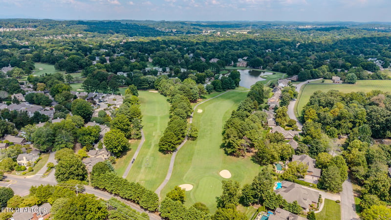 548 Lost Tree Ln, Farragut, TN 37934