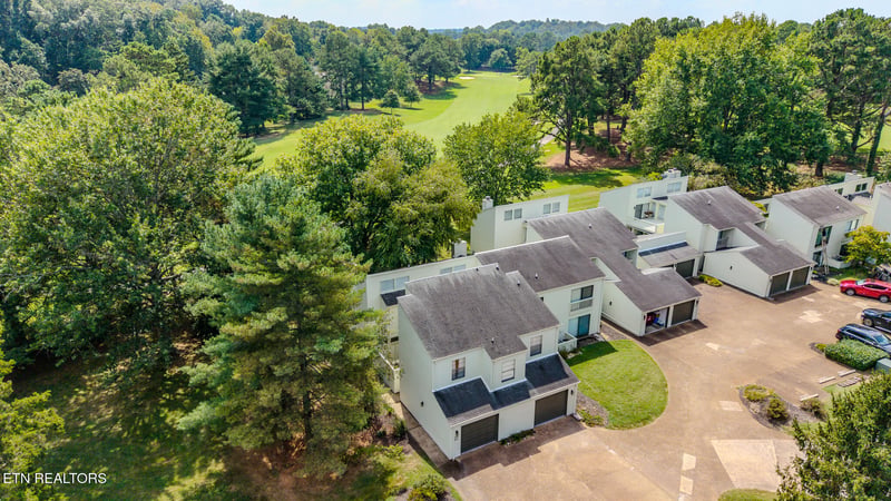 548 Lost Tree Ln, Farragut, TN 37934
