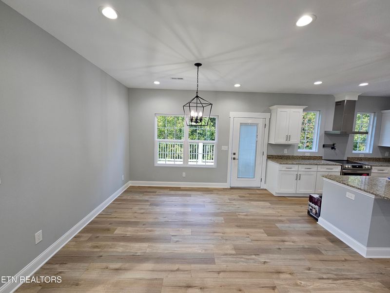 548 Running Brook Dr, Strawberry Plains, TN 37871
