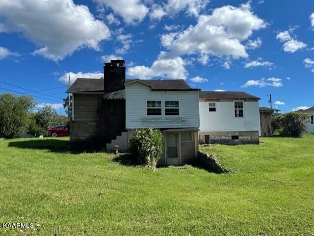 549 Cherokee Ave, Clinton, TN 37716