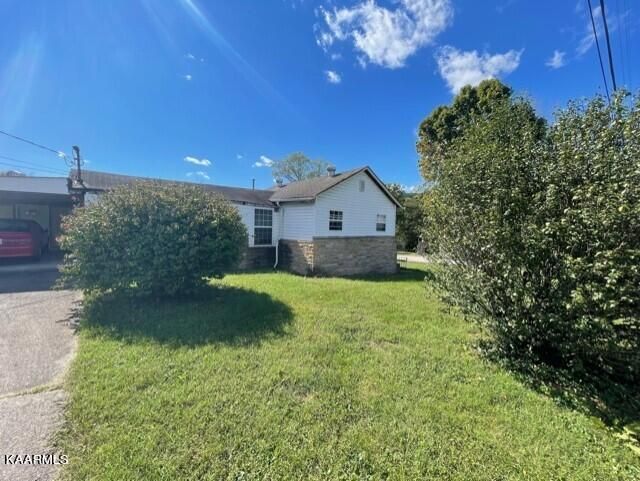 549 Cherokee Ave, Clinton, TN 37716