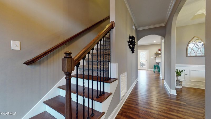 549 Greystoke Ln, Knoxville, TN 37912