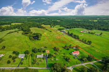 549 Smith Rd, Crossville, TN 38571