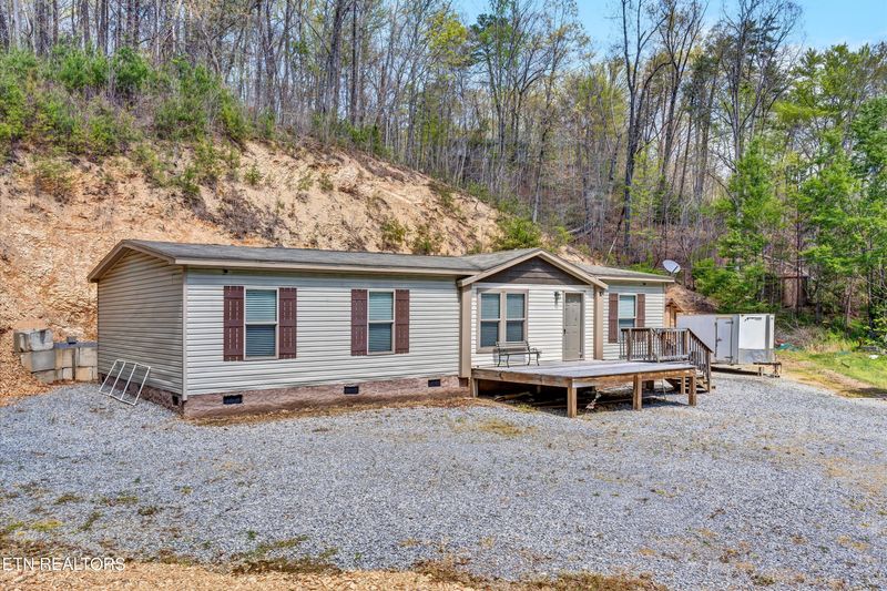 550 Ogle Dr, Pigeon Forge, TN 37863