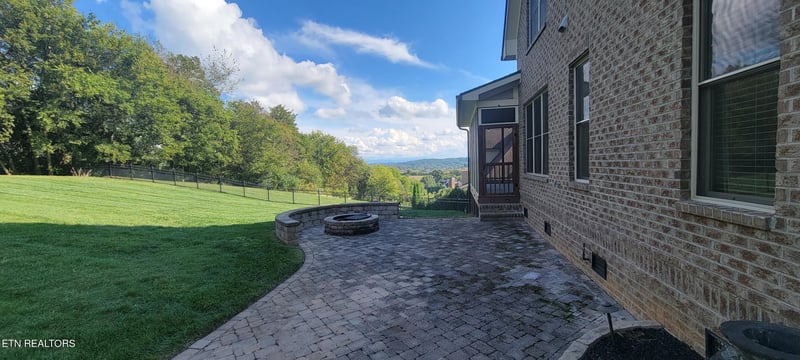 550 Stone Villa Ln, Knoxville, TN 37934
