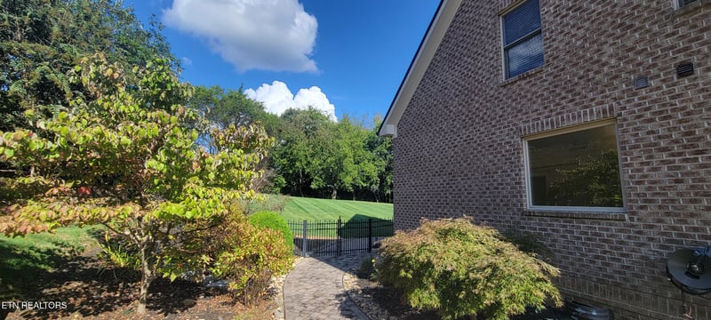550 Stone Villa Ln, Knoxville, TN 37934