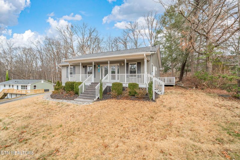 5500 Cedar Heights Rd, Knoxville, TN 37912