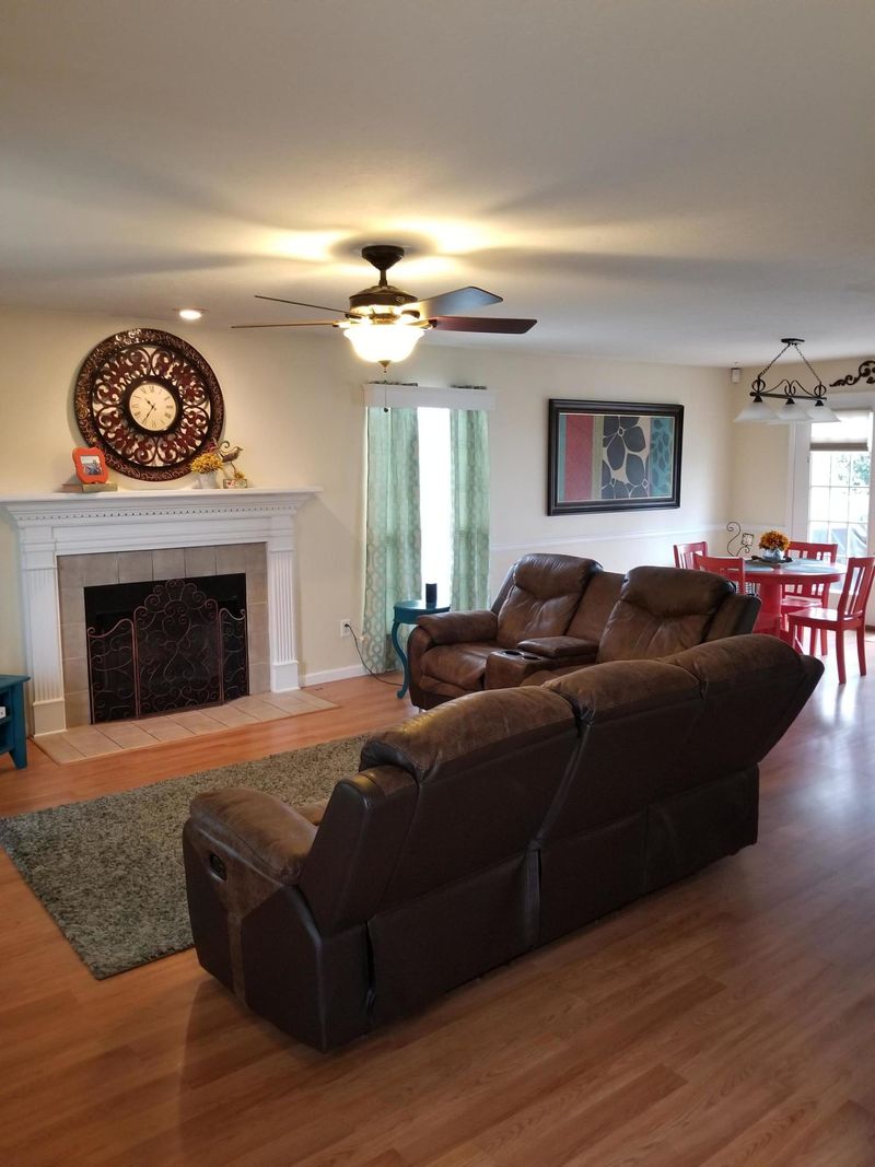5500 Crooked Pine Ln, Knoxville, TN 37921