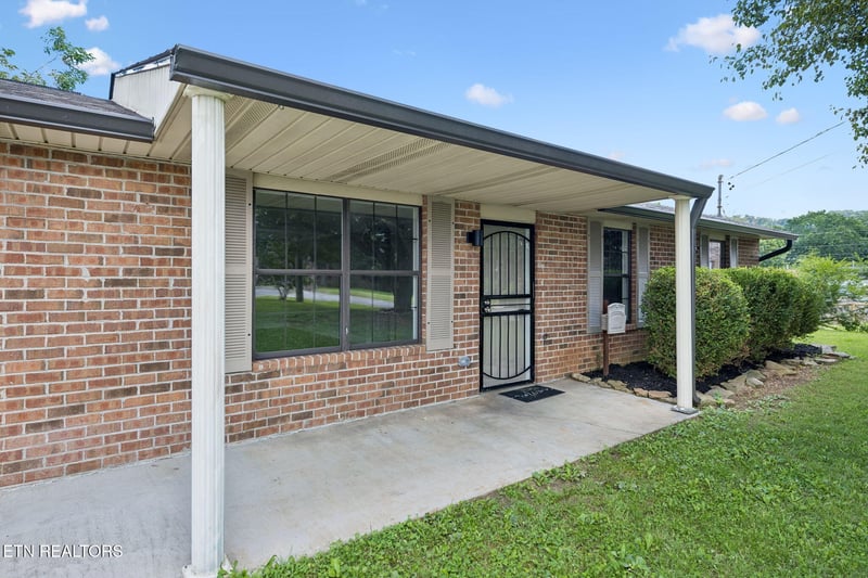 5500 Jericho Ln, Knoxville, TN 37918