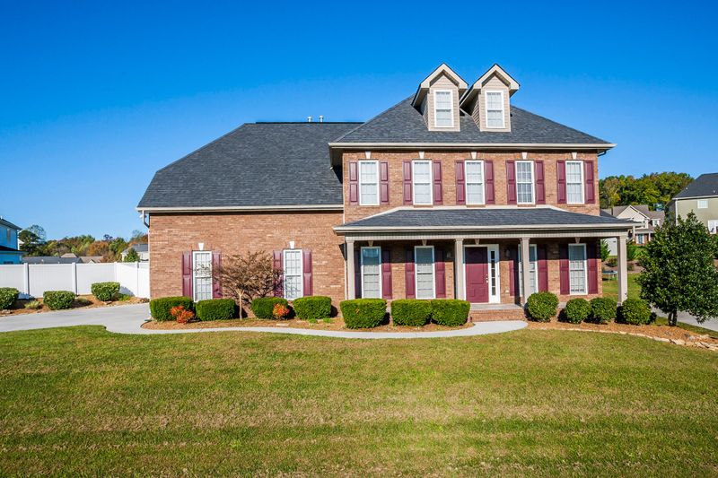5501 Aromatic Aster Rd, Knoxville, TN 37918