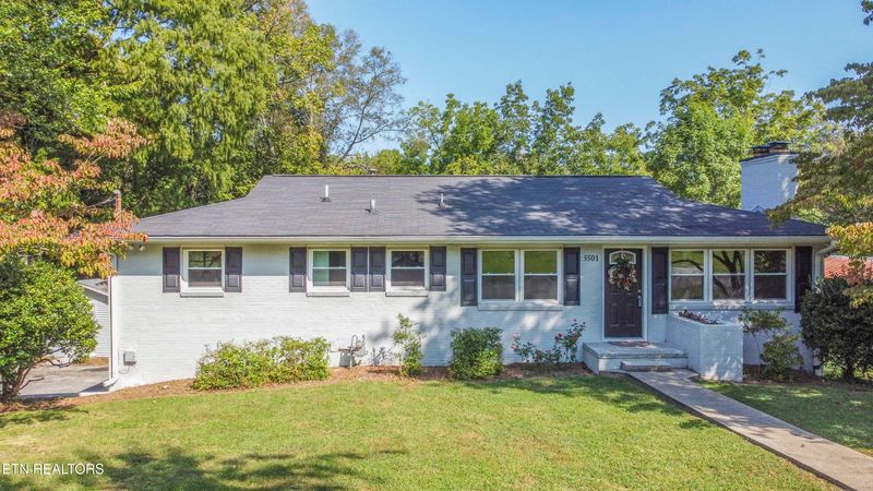 5501 Dandyline Dr, Knoxville, TN 37914