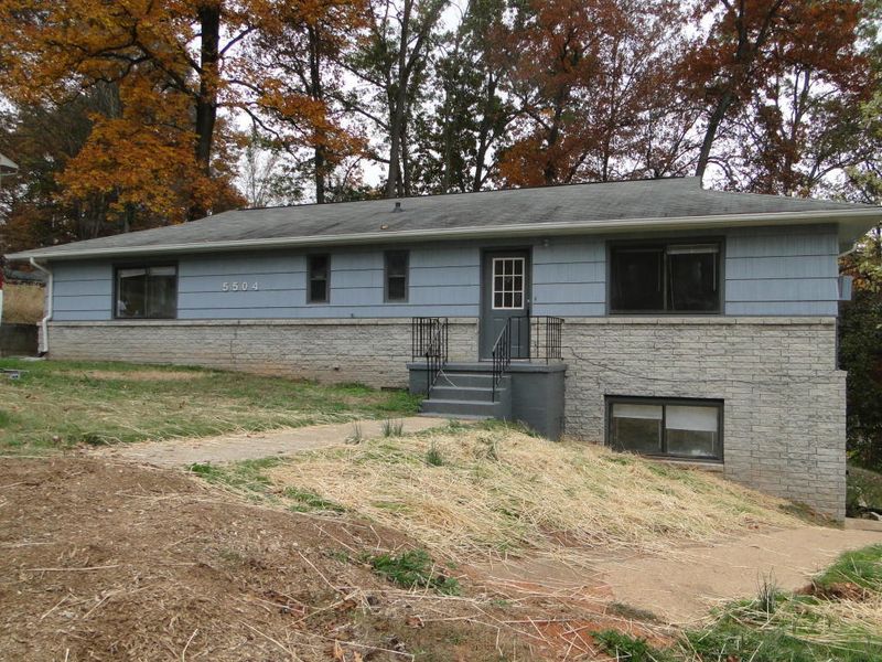 5504 5th St #APT 1, Knoxville, TN 37918