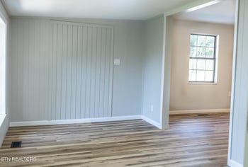 5506 Old Walland Hwy, Walland, TN 37886