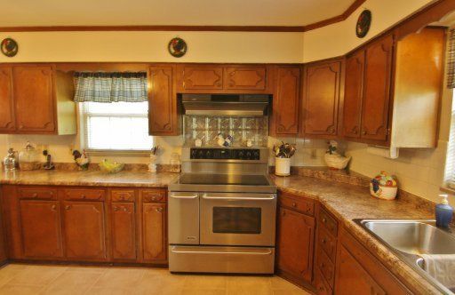 5507 E Sunset Rd, Knoxville, TN 37914