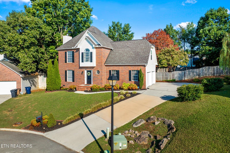 5507 Fair Oaks Ln, Knoxville, TN 37921