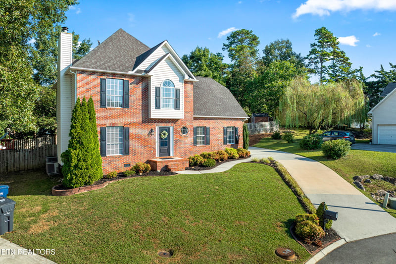5507 Fair Oaks Ln, Knoxville, TN 37921