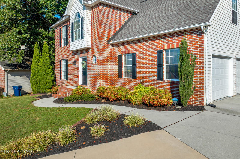 5507 Fair Oaks Ln, Knoxville, TN 37921