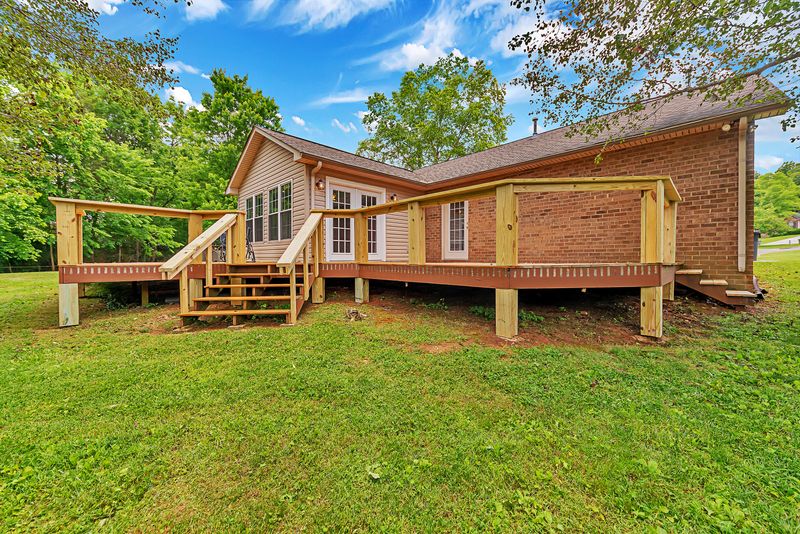 5507 Pace Ln, Knoxville, TN 37912