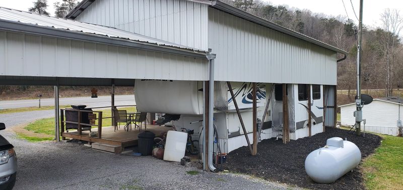 551 Highway 370 Hwy, Luttrell, TN 37779