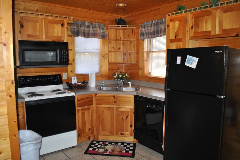 551 Thissa Way, Gatlinburg, TN 37738