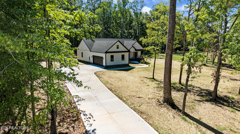 5510 Sevierville Rd, Seymour, TN 37865