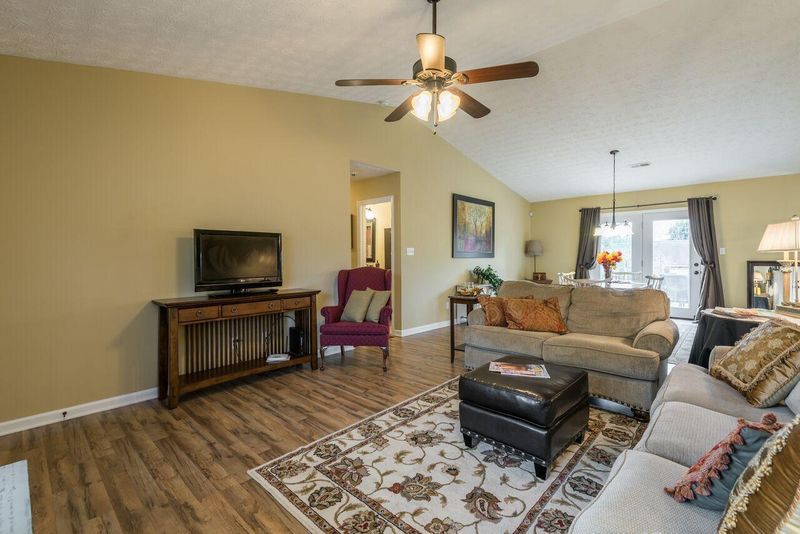 5511 Jericho Ln, Knoxville, TN 37918