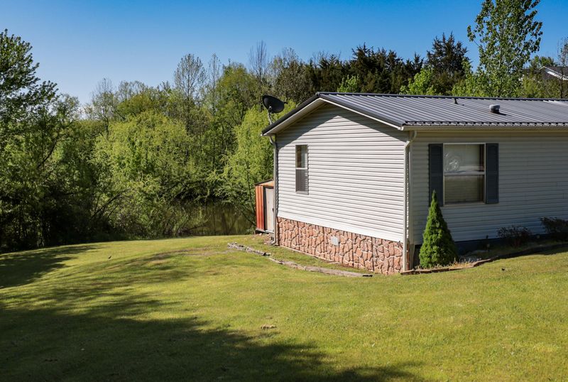 5511 St Paul Rd, Morristown, TN 37813