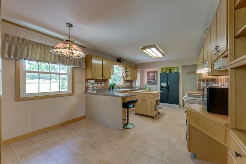 5512 E Emory Rd, Knoxville, TN 37938