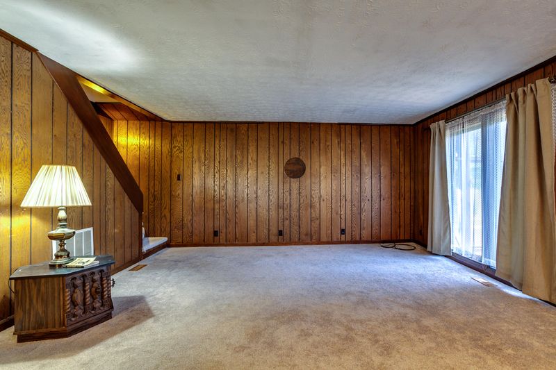 5512 E Governor John Sevier Hwy, Knoxville, TN 37914