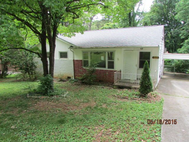 5515 S Briscoe Cir, Knoxville, TN 37912