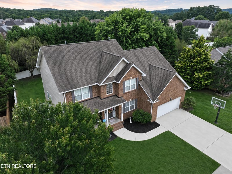 5518 Aromatic Aster Rd, Knoxville, TN 37918