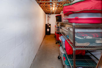 5518 W Beaver Creek Dr, Powell, TN 37849