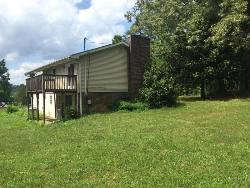5519 Ford Rd, Lenoir City, TN 37772