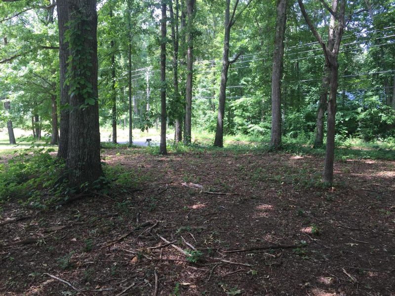 5519 Ford Rd, Lenoir City, TN 37772