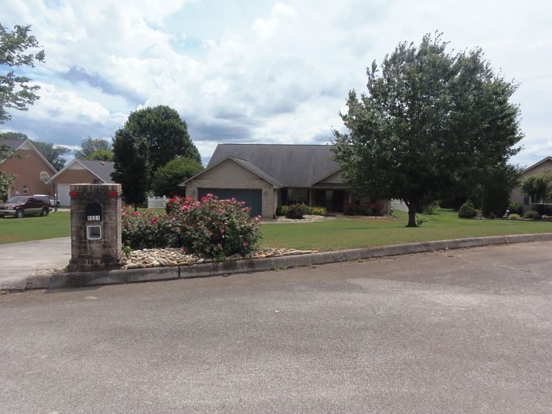 5521 J Riley West Rd, Greenback, TN 37742