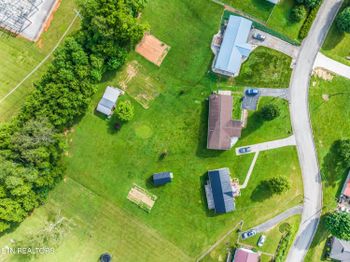 5525 Denton Dr, Russellville, TN 37860