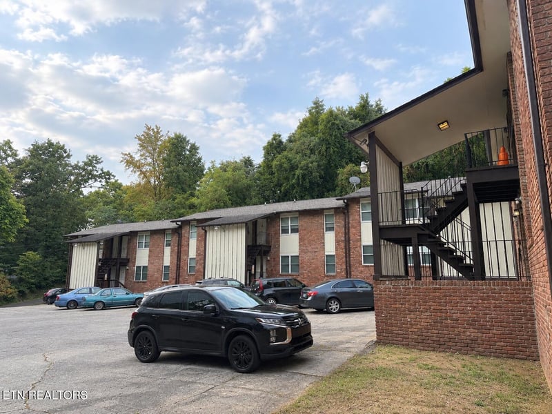 5525 Jacksboro Pike, Knoxville, TN 37918