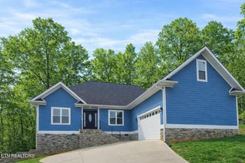553 Hickory Pointe Ln, Maynardville, TN 37807