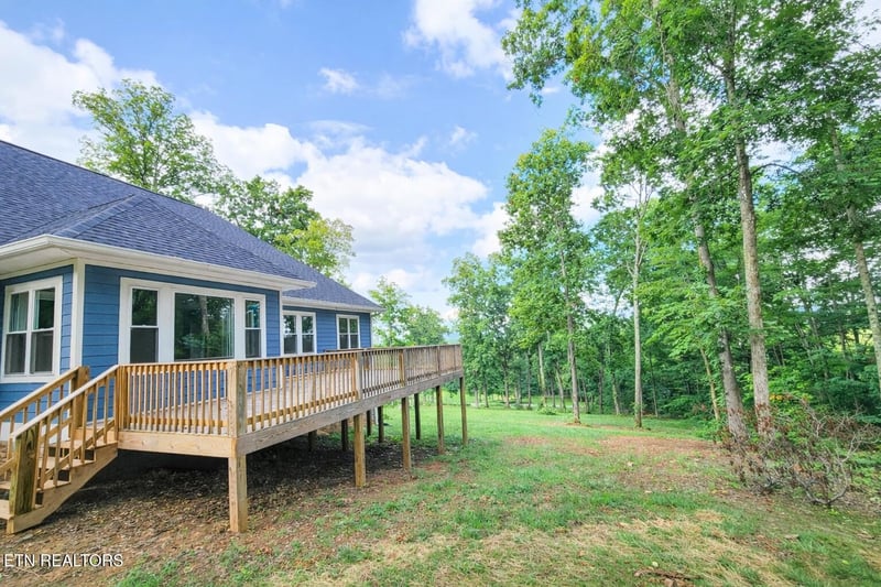 553 Hickory Pointe Ln, Maynardville, TN 37807